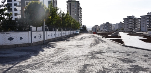 SİVEREK'TE ÜSTYAPI YENİLEME ÇALIŞMALARI YOĞUNLAŞTIRILDI