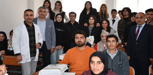 BAŞKAN BUCAK'TAN ÜNİVERSİTE ÖĞRENCİLERİNE ANLAMLI ZİYARET